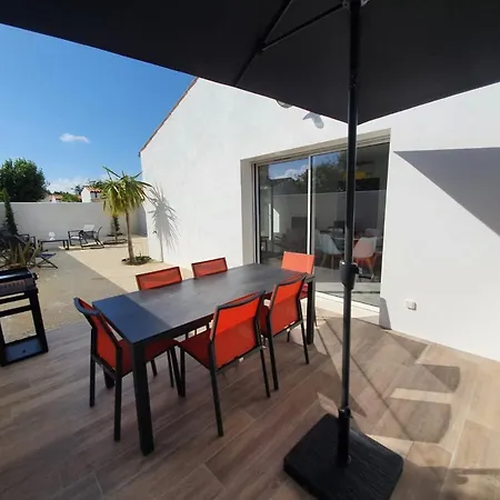 Le Clos Des Baigneurs 道拉斯奥莱龙