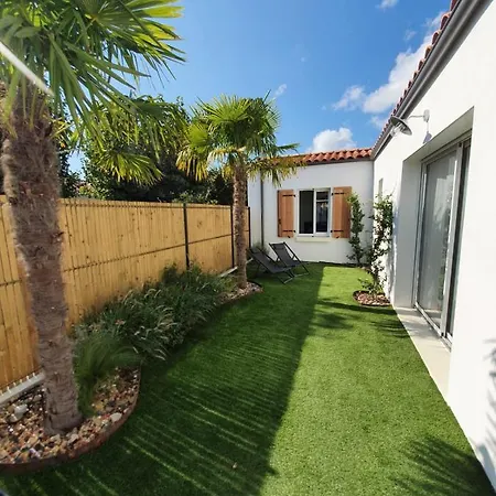 Le Clos Des Baigneurs * 道拉斯奥莱龙